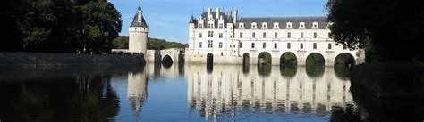 « les écuries du château ». Châteaux of the Loire Valley