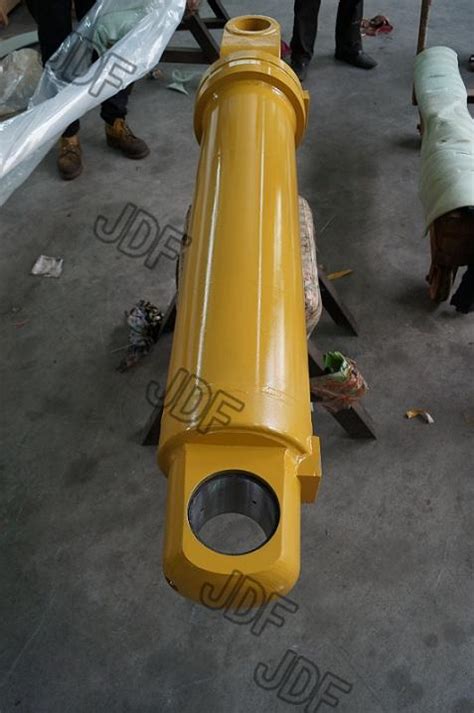 Bulldozer Hydraulic Cylinder Spare Part Part Number 1913118