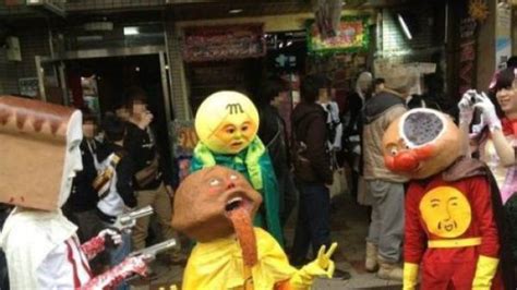 The Weird Stuff You Will Only See In Asia 40 Pics