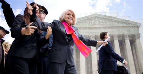 edith windsor whose same sex marriage fight led to landmark ruling dies at 88 the new york times