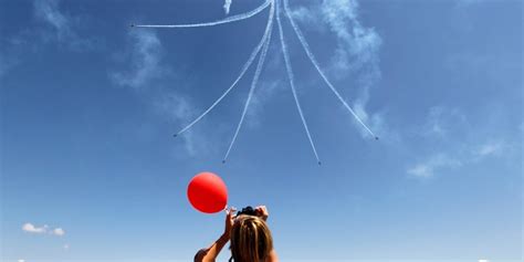 jets delight bucharest at air show