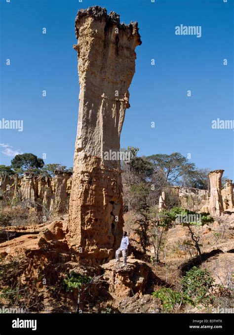 The Stone Age Site At Isimila Hi Res Stock Photography And Images Alamy
