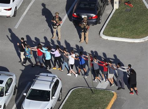 opinion the florida massacre ‘end this uniquely american tragedy the new york times