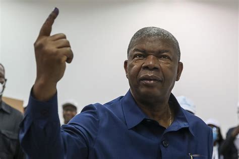 Pr De Moçambique Felicita João Lourenço E Mpla Pela Vitória Renascença