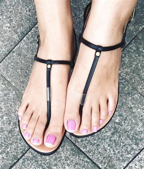 Pin On Women Sexy Feet Thong Sandals