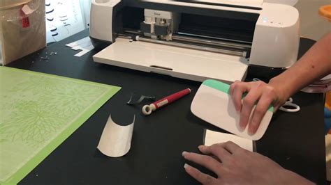 How To Cut Really Small Vinyl Letters On Cricut Machine