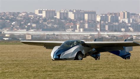 Os carros voadores são um grande passo em frente na evolução do transporte civil. Carro Voador existe é chamado de AeroMobil | Autos Novos