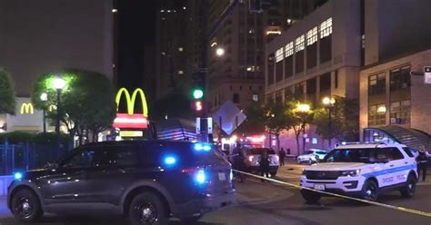 2 Killed 7 Wounded In Mass Shooting Outside A Chicago Mcdonalds Cbs