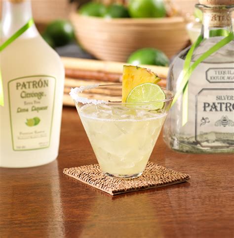 Pineapple Lime Margarita | Patrón Tequila