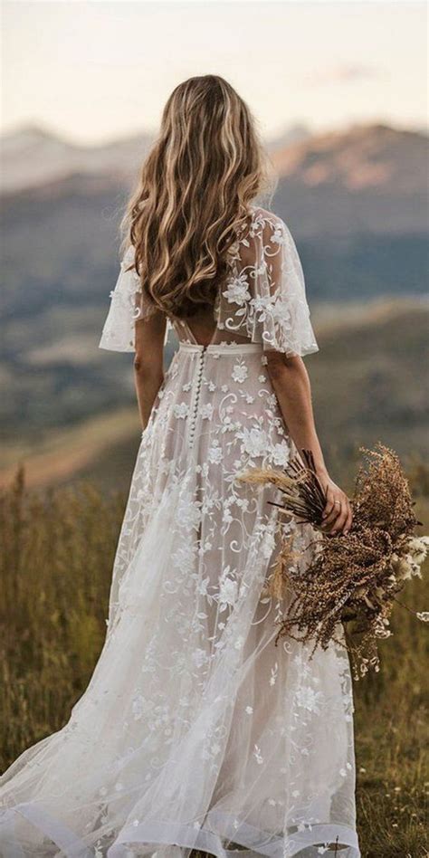 20 Gorgeous Boho Chic Wedding Dresses For 2021 Brides Oh Best Day