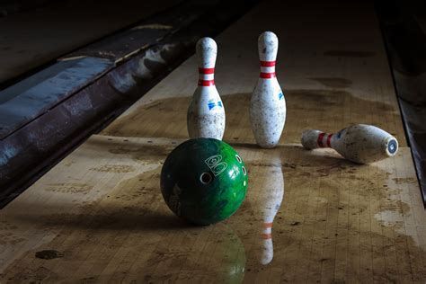 Sports Bowling Hd Wallpaper