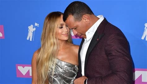 Alex rodriguez and jennifer lopez's latest family photo is giving us serious 'kuwtk' vibes. Jennifer Lopez doesn't know if she'll get married to Alex ...