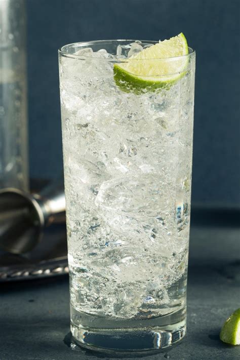7 Summer Drinks with Vodka - How to Make A Cocktail
