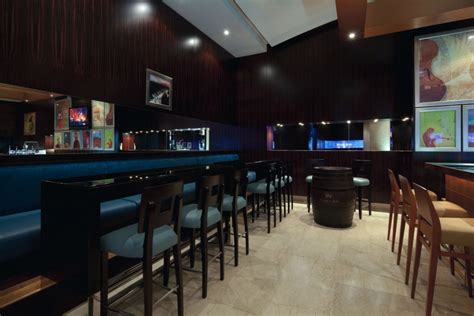 Blue Bar Bars Novotel World Trade Centre Dubai