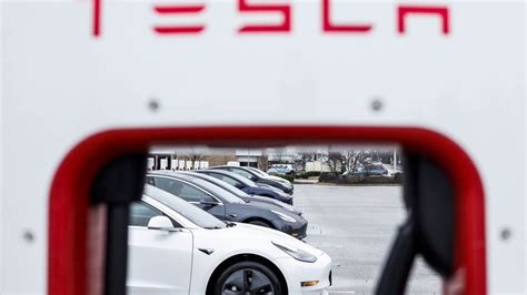 Tesla Habría Mentido Con El Video Sobre La Conducción Autónoma De Sus