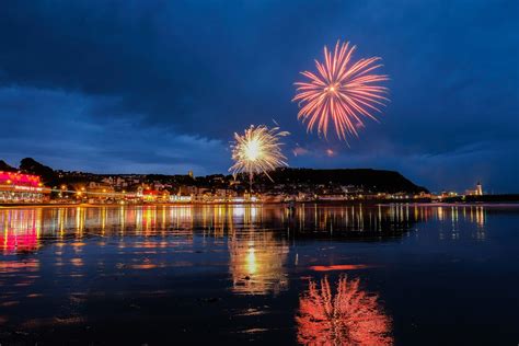 Bonfires And Firework Displays On The Yorkshire Coast 2023 Crows Nest