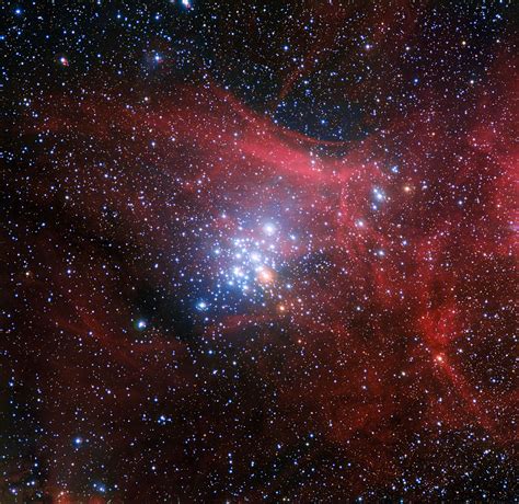 Esos La Silla Observatory Reveals Beautiful Star Cluster