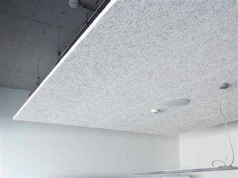 Die platten werden mit speziellen klebstoffen gepresst und geklebt. PLAFOND LAINE DE BOIS - Buscar con Google | Akustikdecke ...
