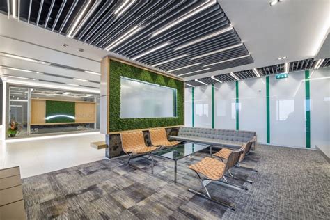 Green Walls A Cool Design Accent For Offices With Personality