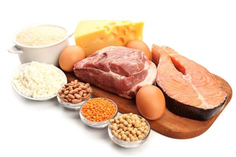 Aminoacidi ramificati negli alimenti di seguito è riportato il contenuto (mg/100 grammi di prodotto edibile) in aminoacidi ramificti (bcaa) di alcuni tra i più comuni alimenti animali e vegetali alimento (100 grammi) proteine (g) valina (mg) isoleucina (mg) leucina (mg) fette biscottate 11,3 540 427 830 Calorie Proteine: Apporto energetico negli alimenti ...