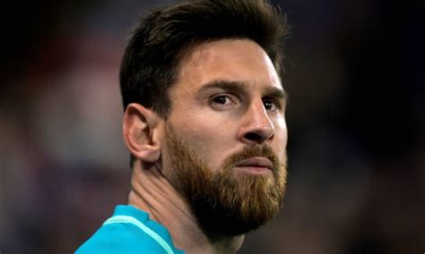 Latest on barcelona forward lionel messi including news, stats, videos, highlights and more on espn. Lionel Messi, entre las caras "más lindas" del 2018: ¿en ...