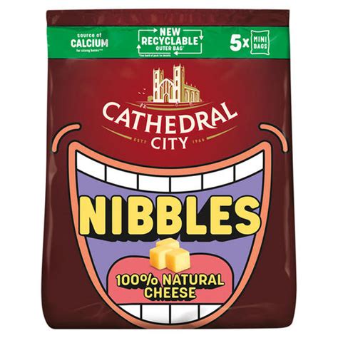 Cathedral City Kids Snack Nibbles Mild Lighter Cheese 5 X 16g Cheese