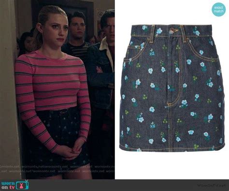 Bettys Pink Striped Top And Floral Denim Mini Skirt On Riverdale
