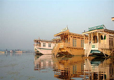 Twin dockyards formed for Dal Lake houseboats | India News - India TV