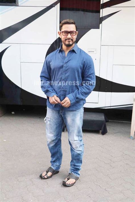 Aamir Khan Shoots With His Dangal Daughters And Is Sporting A New Look