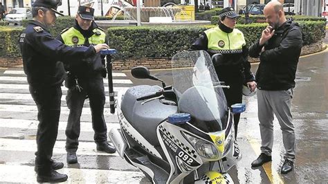 La Policía Local De La Vall Estrena Dos Motocicletas El Periódico Mediterráneo