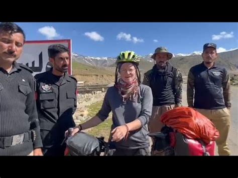 What Is The Female Cyclist Of Belgium Saying About The Pakistani Police