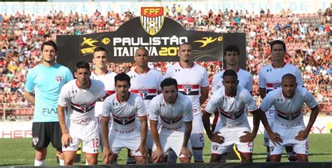 Le tute adidas da uomo donano un comfort che ti accompagna durante ogni fase dell'allenamento e in ogni parte del corpo. SPNet - Atuações do São Paulo: Ganso marca de novo, e ...