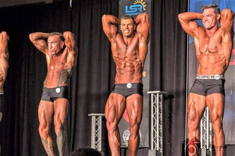 Why Do Bodybuilders Tan? | Nutritioneering