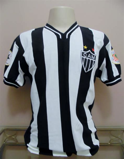 Clube atlético mineiro, commonly known as atlético mineiro or atlético, and colloquially as galo, is a professional football club based in t. Camisa Retrô Atlético Mineiro Recopa Ronaldinho - Manto ...