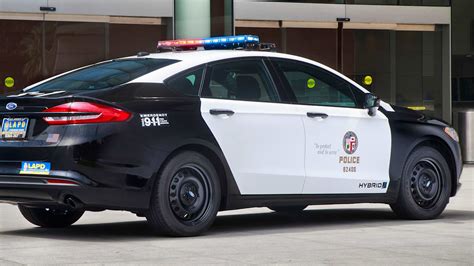 Ford Fusion Police Responder Hybrid First Pursuit Rated Hybrid Car