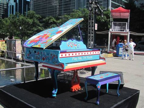 George Stroumboulopoulos Tonight Play Me Im Yours Public Art In Canada