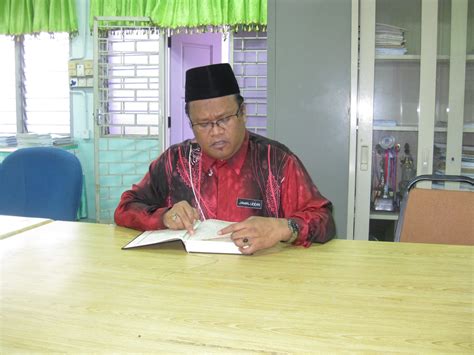 Sekolah menegah sains pokok sena telah dibina di satu kawasan di kilometer 20 sebelah kiri jalan utama dari alor star, menghala ke kuala nerang, kedah. LITERASI KOMPUTER SAINA: Sekolah Menengah Sains Pokok Sena ...