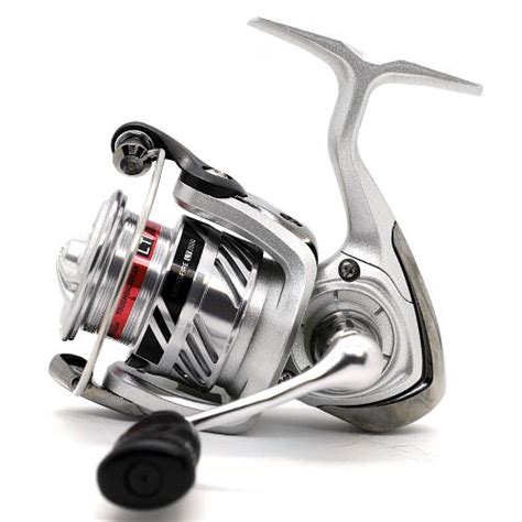 Спиннинговая катушка Daiwa 20 Crossfire LT 2500 катушка дайва для