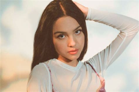 Olivia Rodrigo Delivers Emotional ‘Drivers License’ Performance for