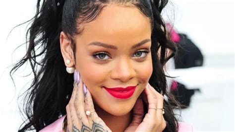 Rihanna Son Grand Retour Aux Grammy