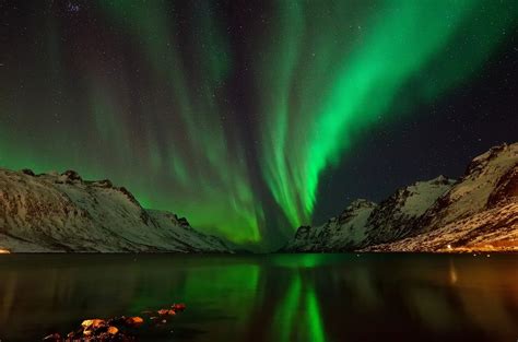 Aurora Borealis Alaska Wallpaper