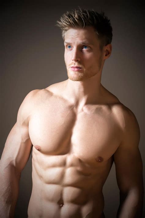 Pale Hunk Abs Ginger Men Hommes Sexy The Perfect Guy Raining Men