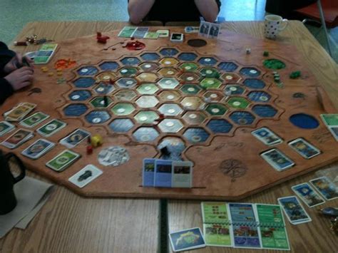 Randomizing the tiles to play on a unique setup. Round tables, Settlers of catan and DIY and crafts on ...