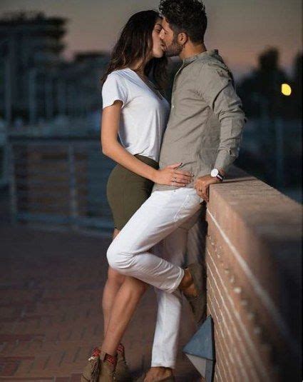 Live Your Life Couples Intimate Cute Couples Kissing Couple