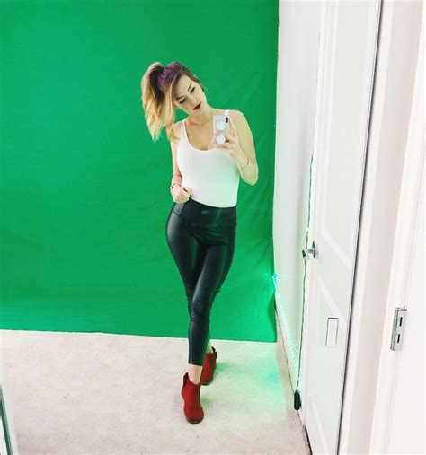 Kittyplays Sexy Pictures 67 Pics The Girl Girl