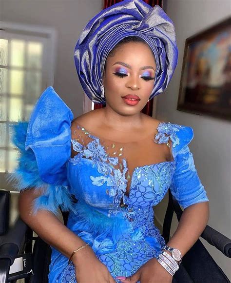 Latest 2020 Most Trending Asoebi Styles for you and your BridesmaidsLatest Ankara Styles 2020 ...