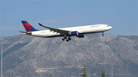 Delta Airlines Airbus A330 300 Landing At Athens Airport Youtube