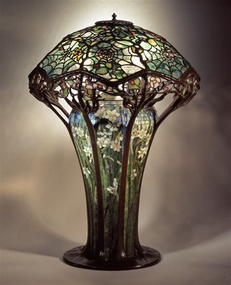 10 Benefits Of Tiffany Lamps Authentic Warisan Lighting
