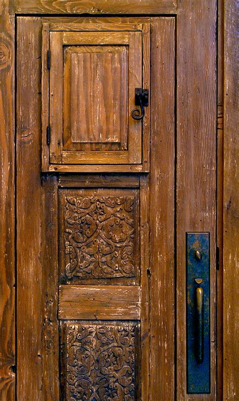 Front Entry With Peep Door La Puerta Originals
