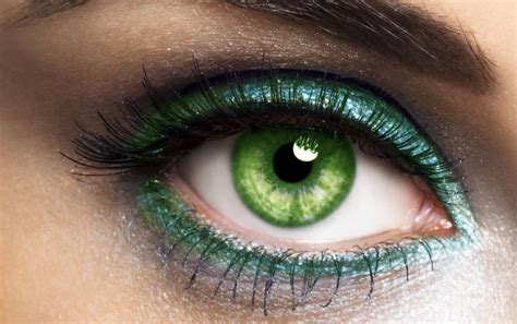 Aprende A Maquillar Los Ojos Verdes Trucos De Maquillaje